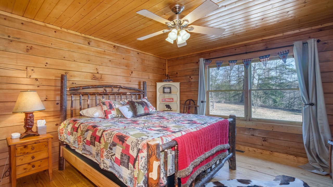 Photo of Bedroom in Mill Spring