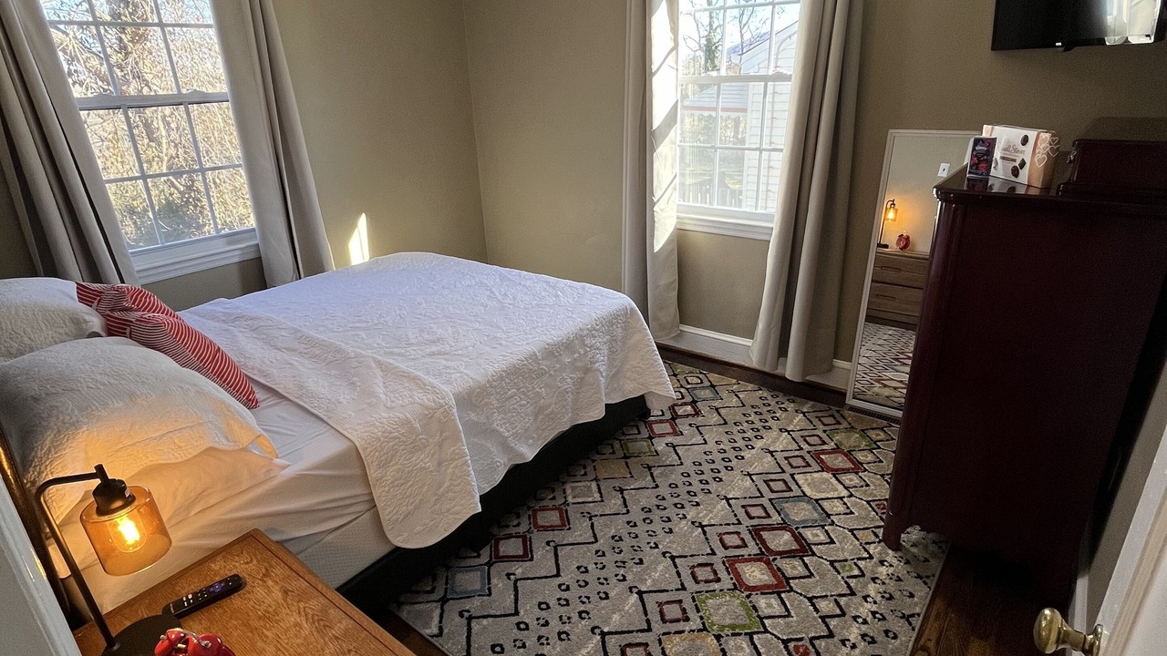 Photo of Bedroom in Roanoke