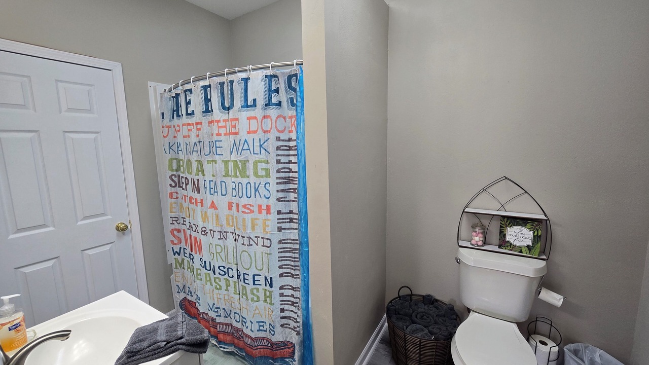 Photo of Bathroom in Higden
