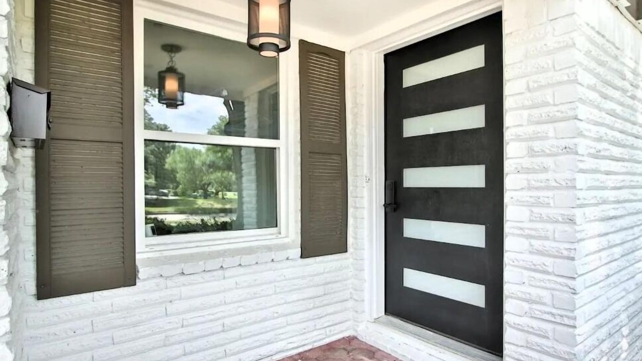 Photo of Outdoor in Westbury