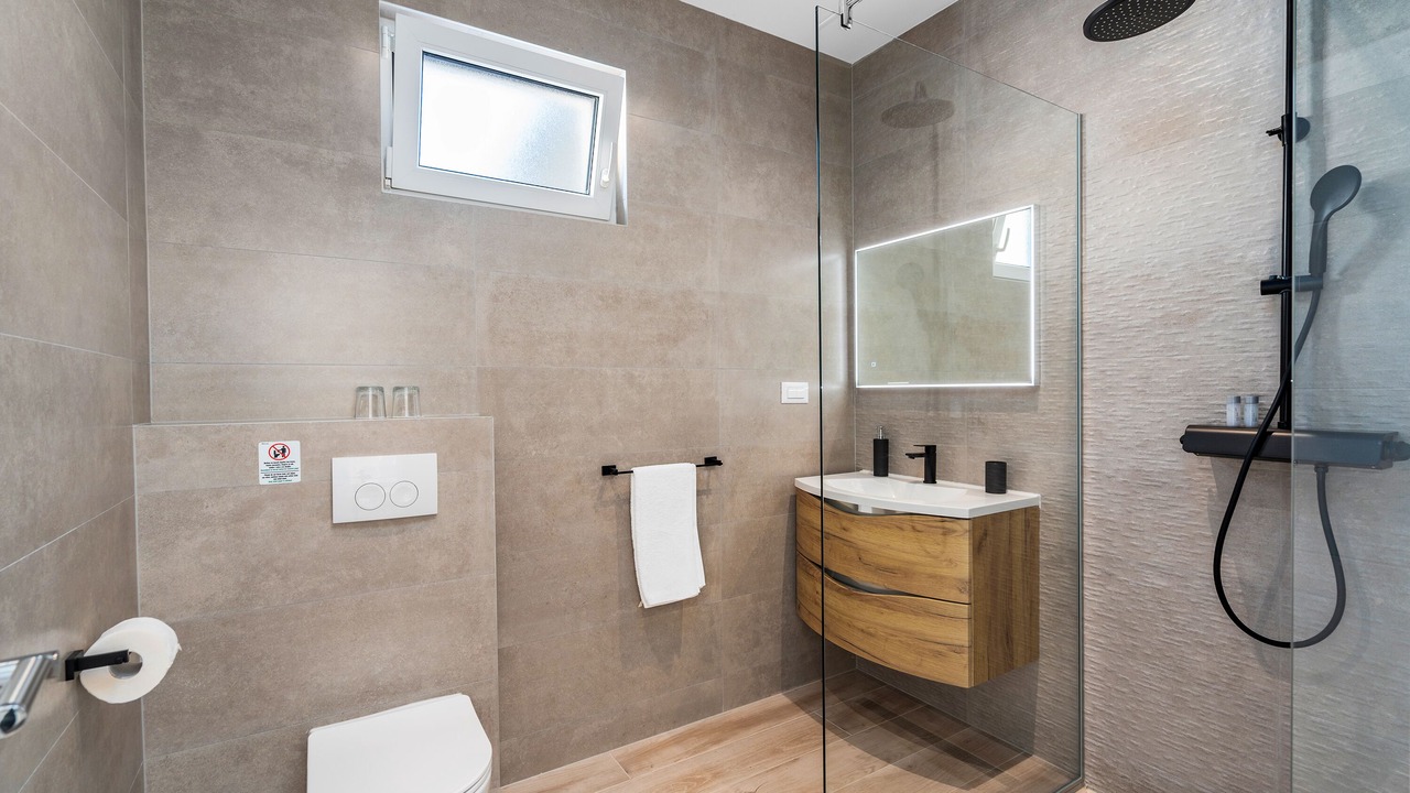 Photo of Bathroom in Marina