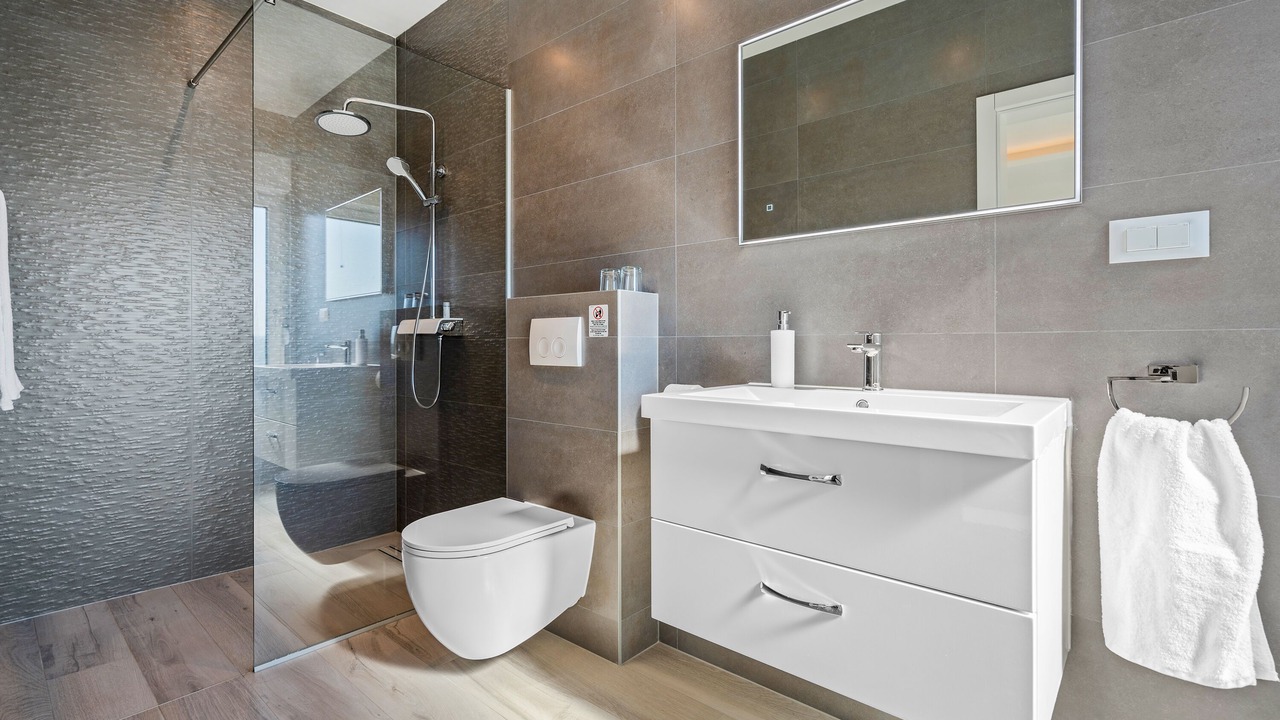 Photo of Bathroom in Marina
