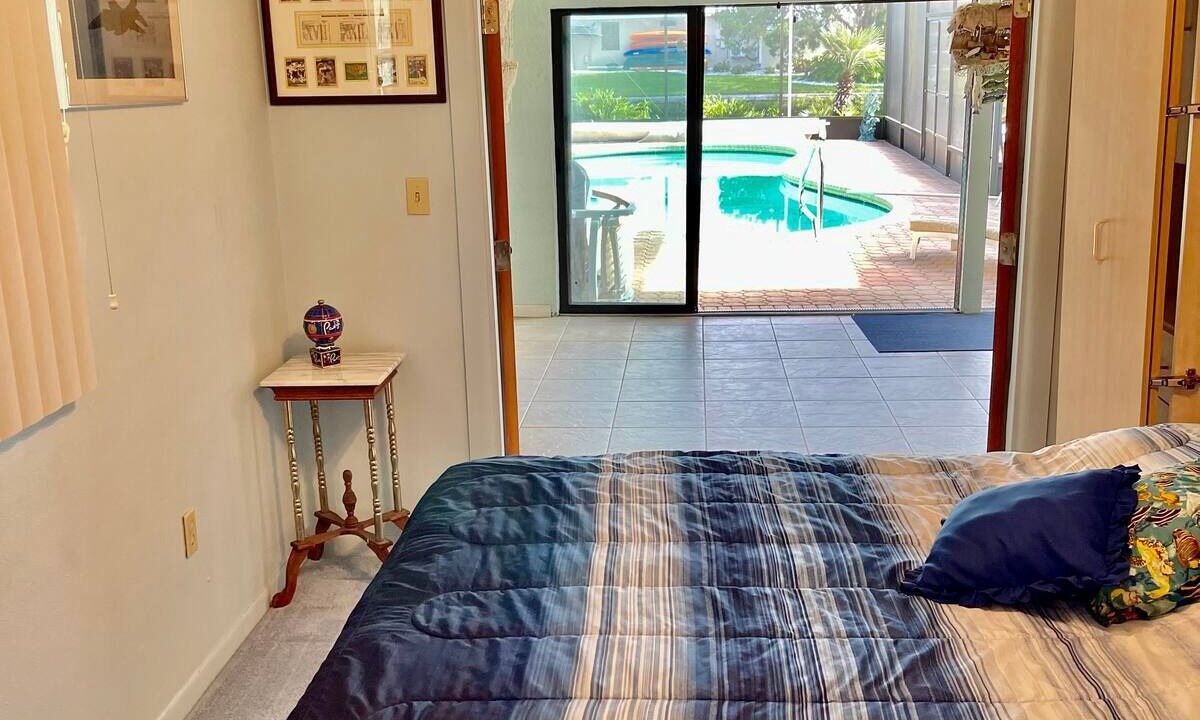 Photo of Bedroom in Springs at Kings Bay