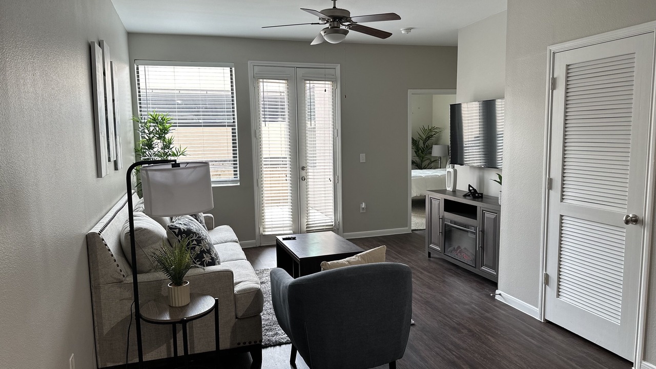 Photo of Livingroom in Memorial