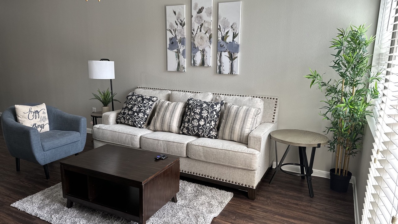 Photo of Livingroom in Memorial