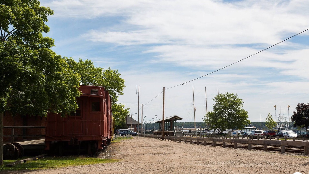 Photo of Others in Greenport