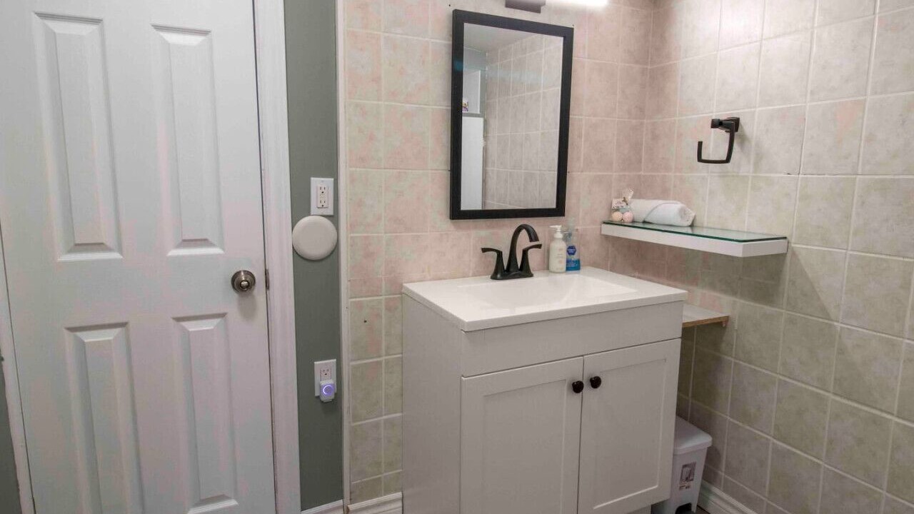 Photo of Bathroom in Balm Beach