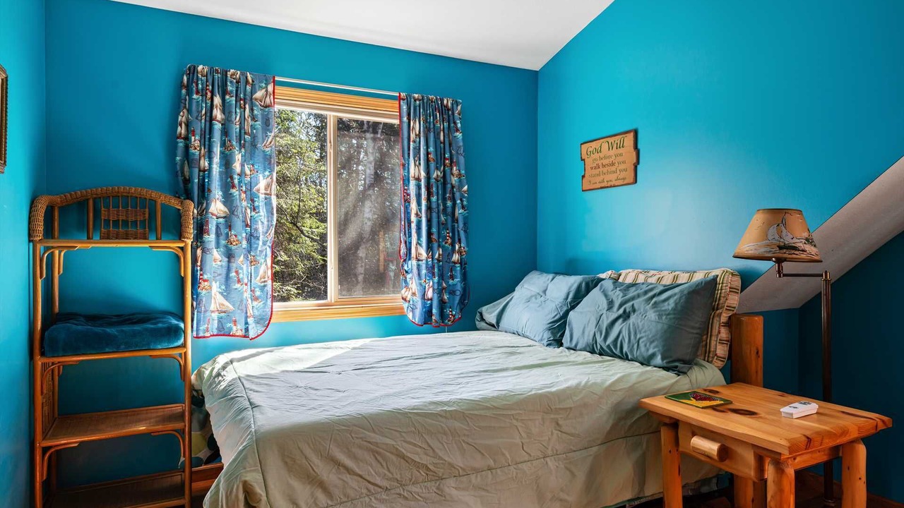Photo of Bedroom in Cheboygan