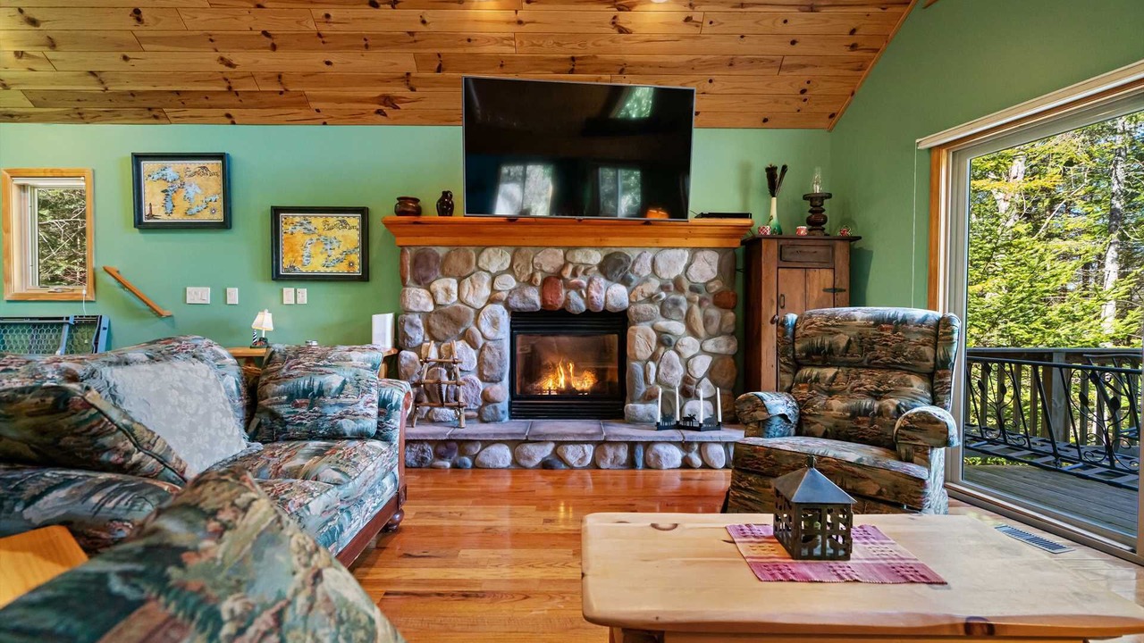 Photo of Livingroom in Cheboygan