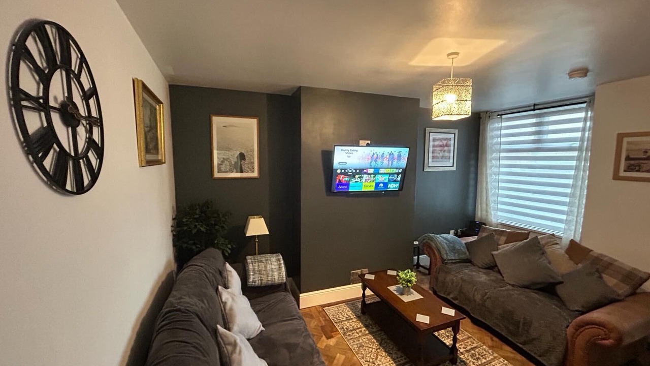 Photo of Livingroom in Crewe