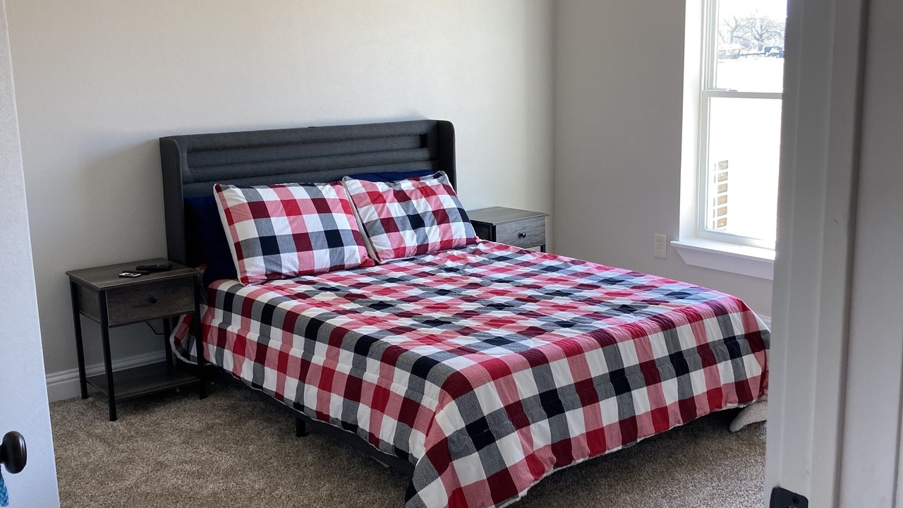 Photo of Bedroom in Springtown