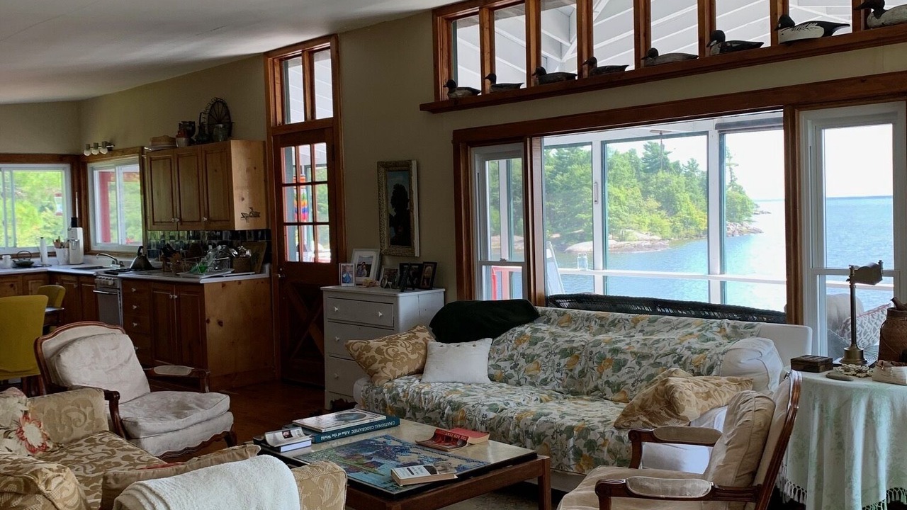 Photo of Livingroom in Nipissing