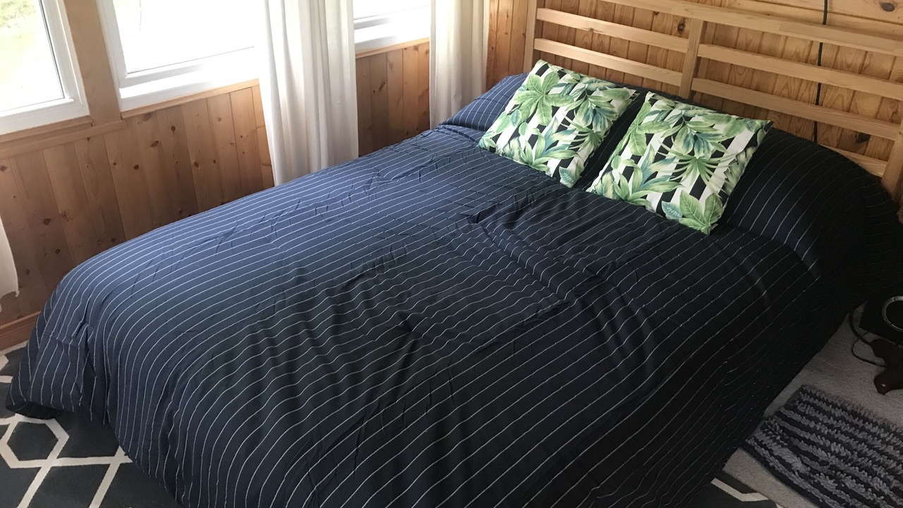 Photo of Bedroom in Lanark Highlands