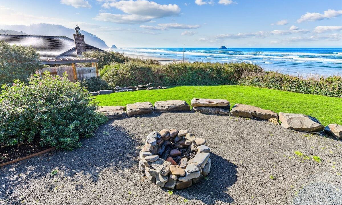 Photo of Others in Arch Cape