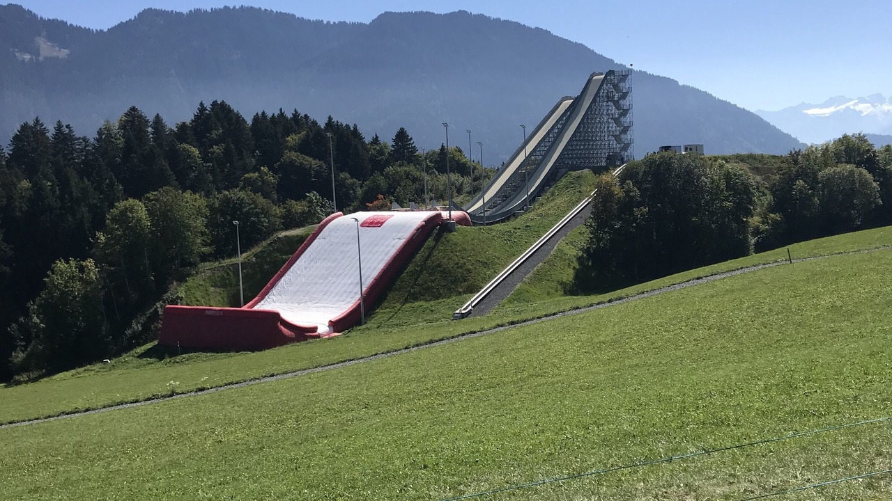 Photo of Others in Leysin