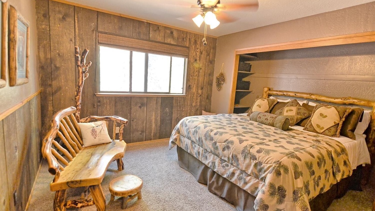 Photo of Bedroom in Arnold