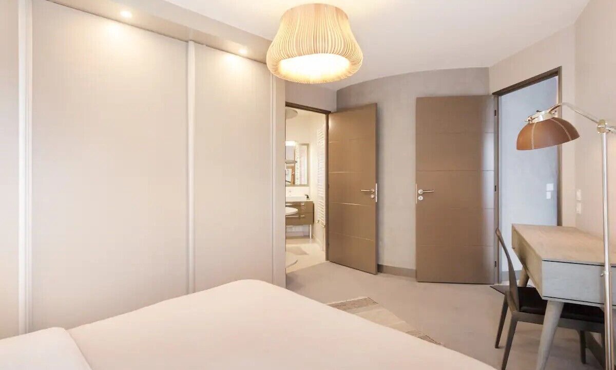Photo of Bedroom in Puteaux