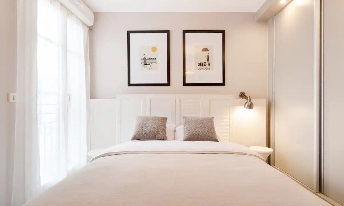 Photo of Bedroom in Puteaux