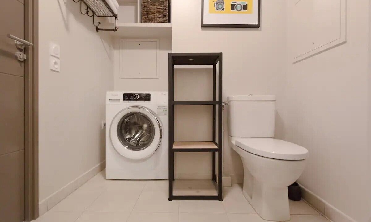 Photo of Bathroom in Puteaux