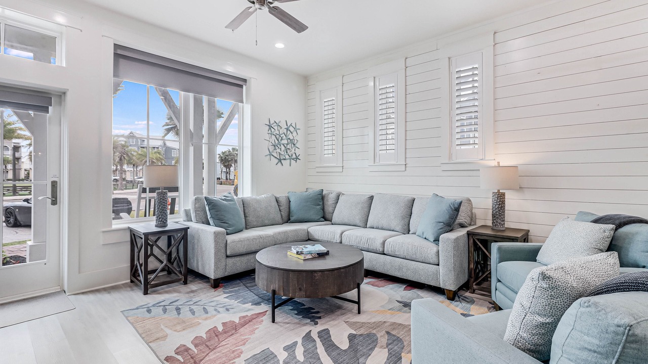Photo of Livingroom in Cinnamon Shore