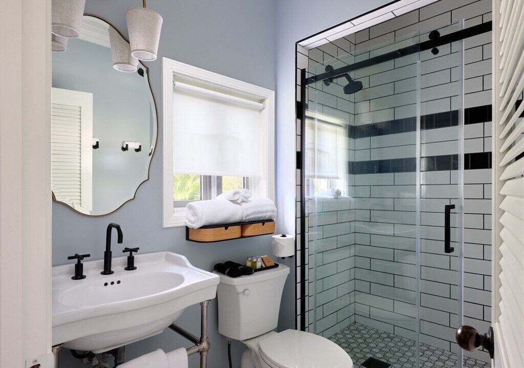 Photo of Bathroom in Wailuku