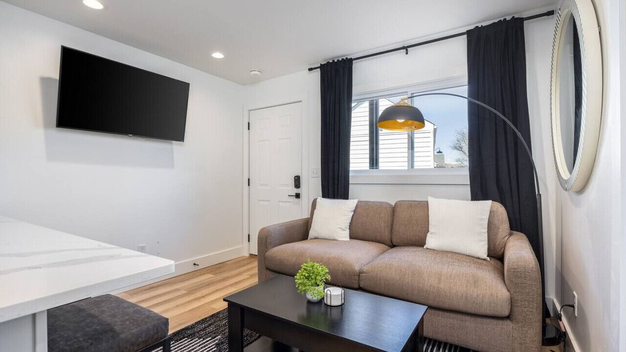 Photo of Bedroom in Hillsboro Village