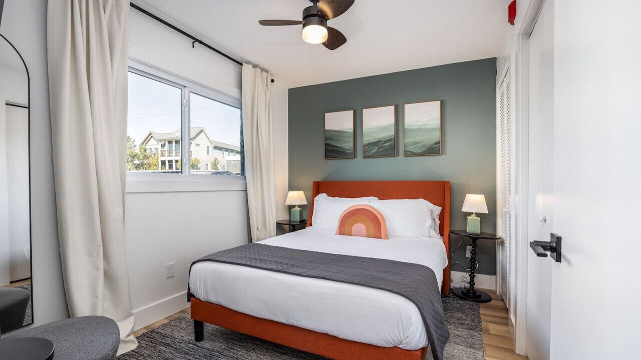 Photo of Bedroom in Hillsboro Village