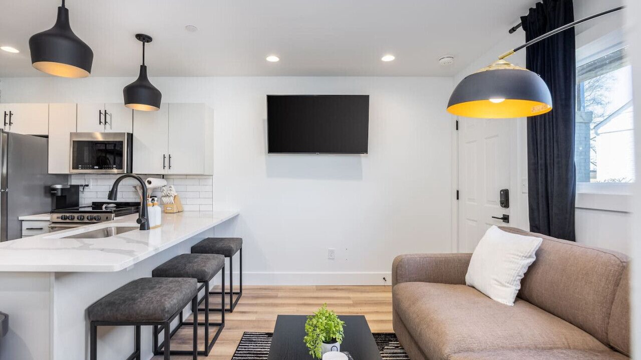 Photo of Bedroom in Hillsboro Village