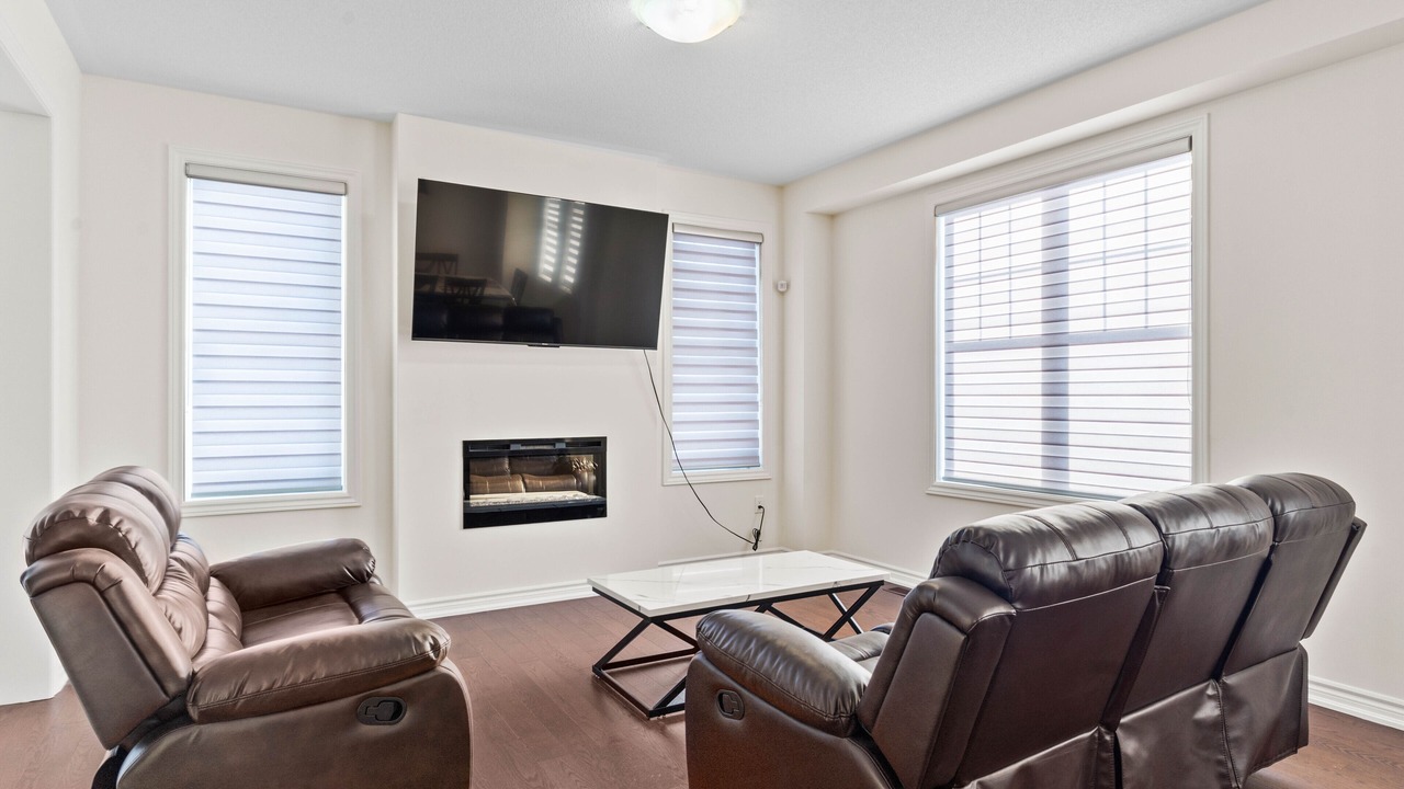 Photo of Livingroom in Mount Pleasant
