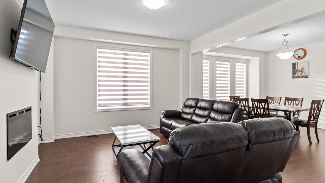Photo of Livingroom in Mount Pleasant