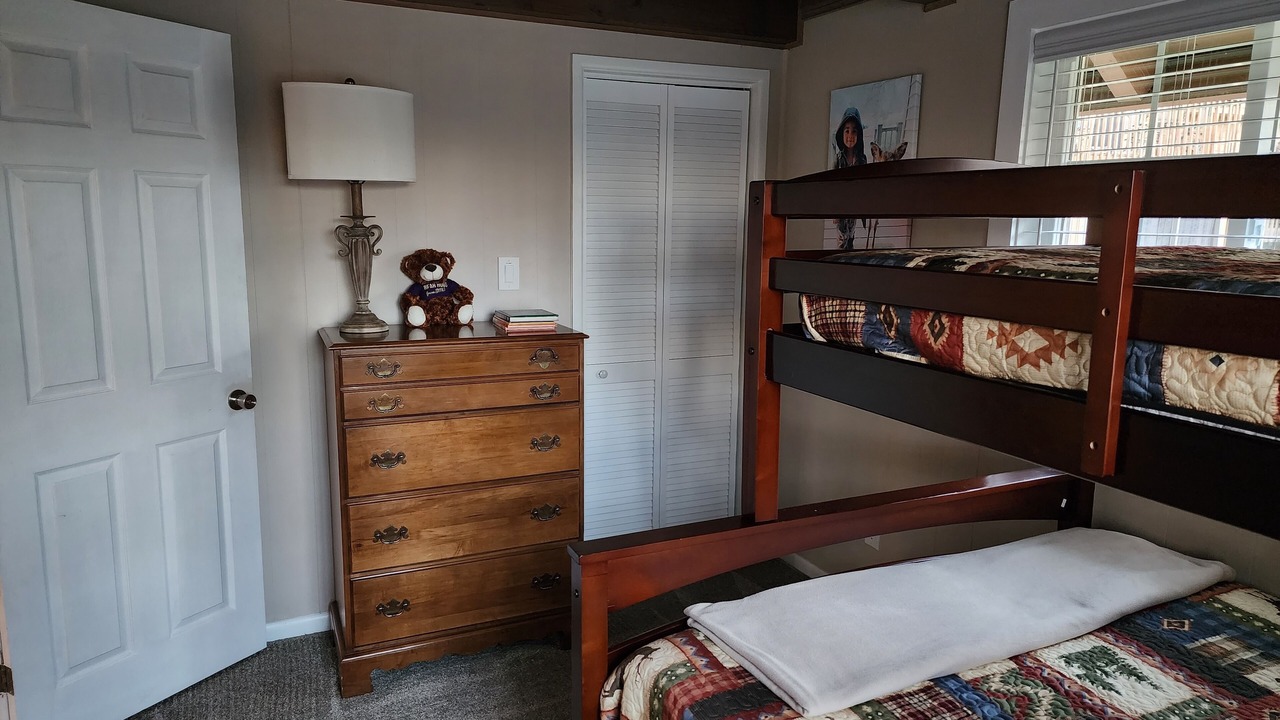 Photo of Bedroom in McGaheysville