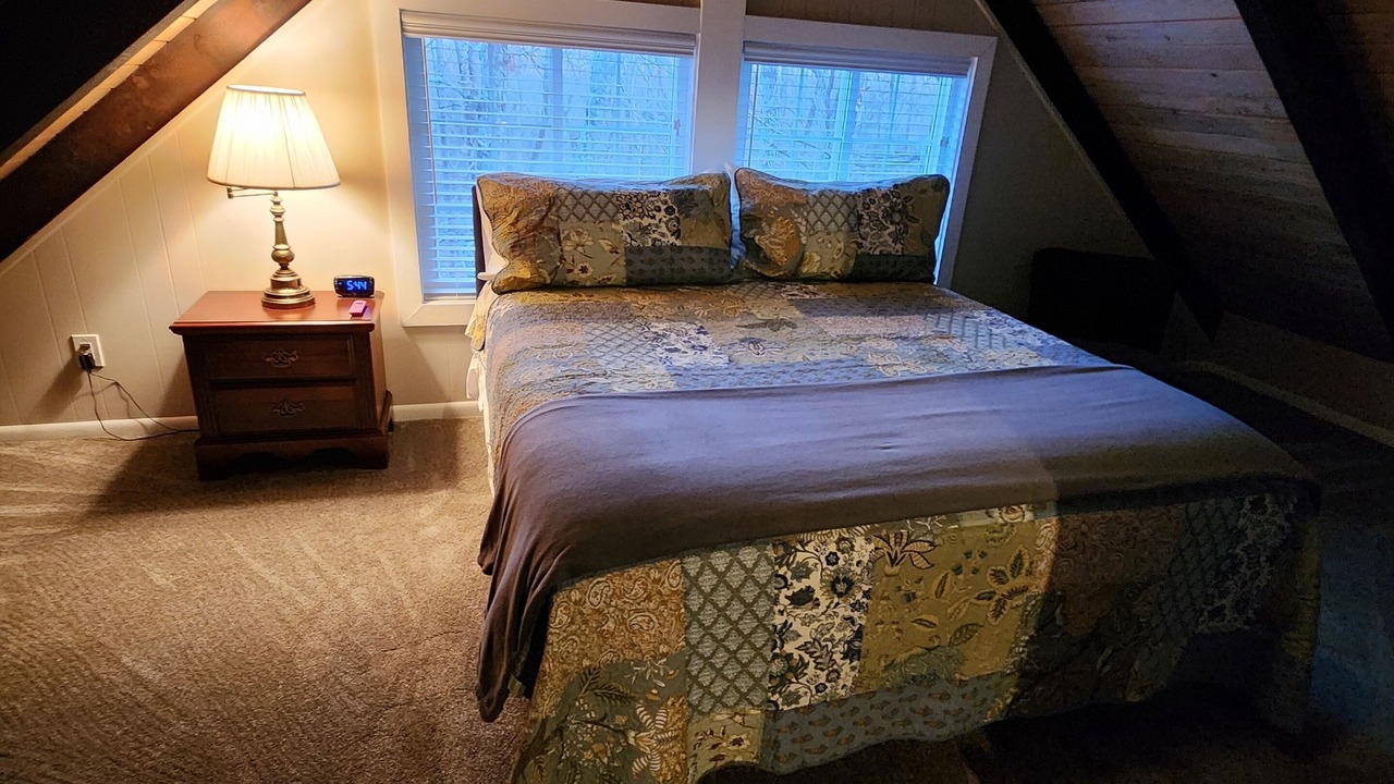 Photo of Bedroom in McGaheysville