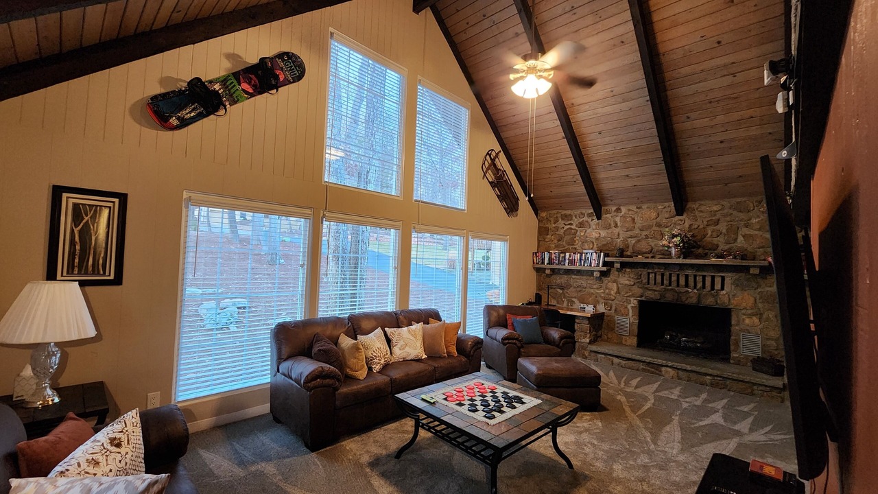 Photo of Livingroom in McGaheysville