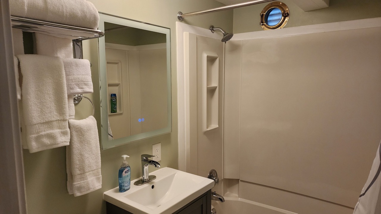 Photo of Bathroom in McGaheysville