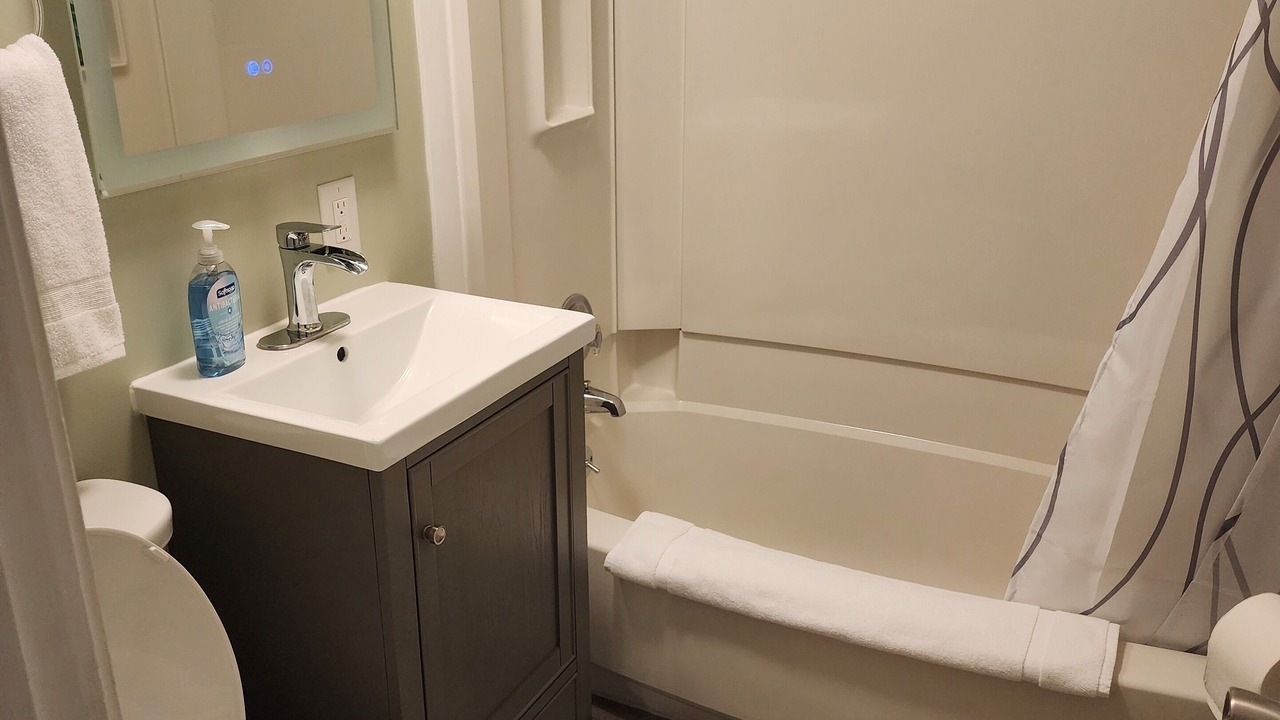 Photo of Bathroom in McGaheysville
