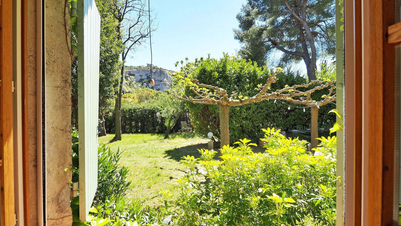Photo of Bedroom in Les Baux-de-Provence