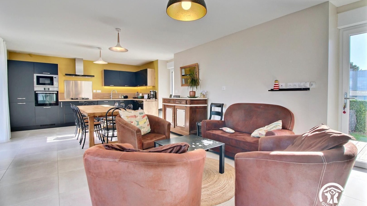 Photo of Others in Gavres