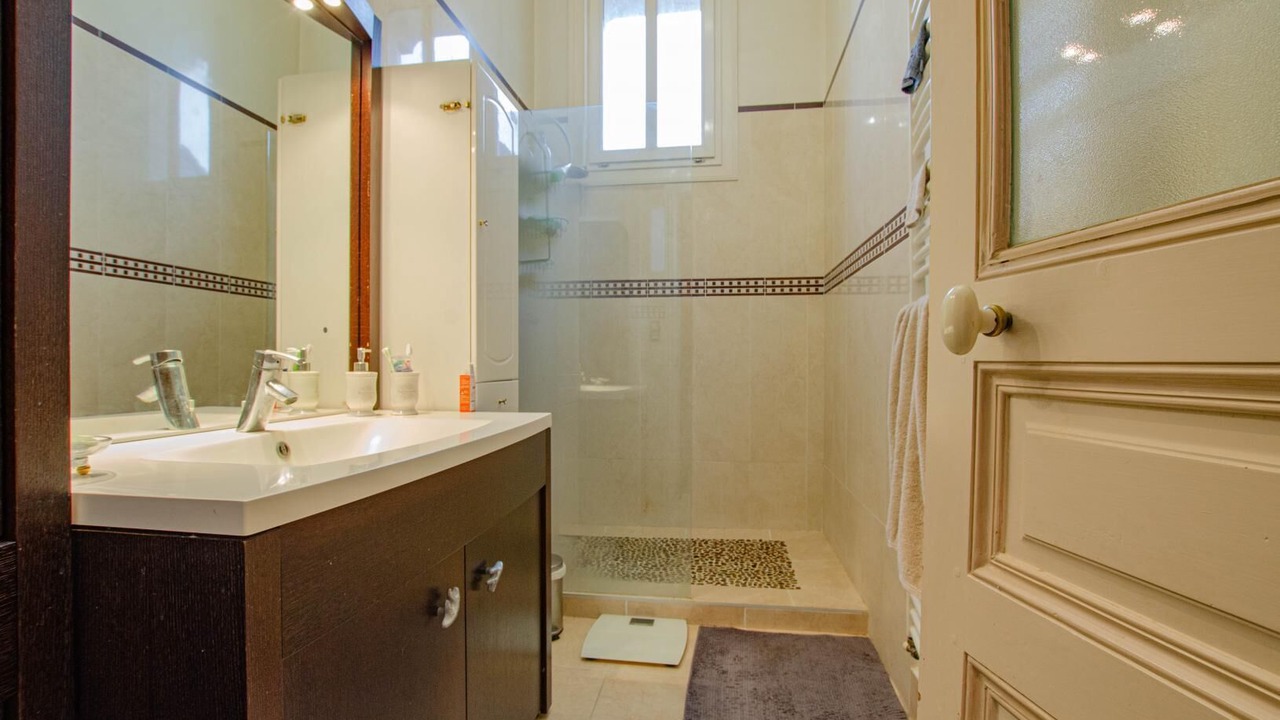 Photo of Bathroom in Les Bordes-Aumont