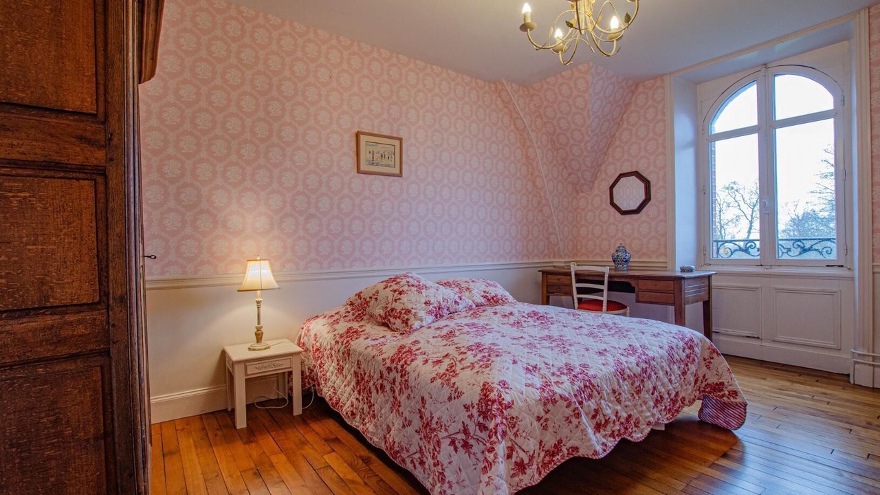 Photo of Bedroom in Les Bordes-Aumont