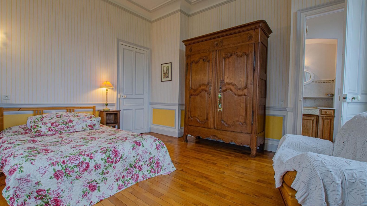 Photo of Bedroom in Les Bordes-Aumont