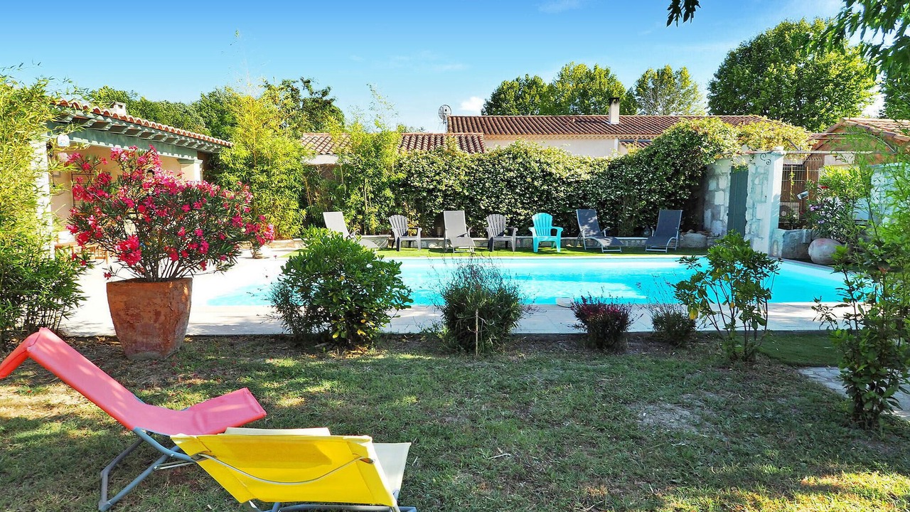 Photo of Outdoor in Eyragues