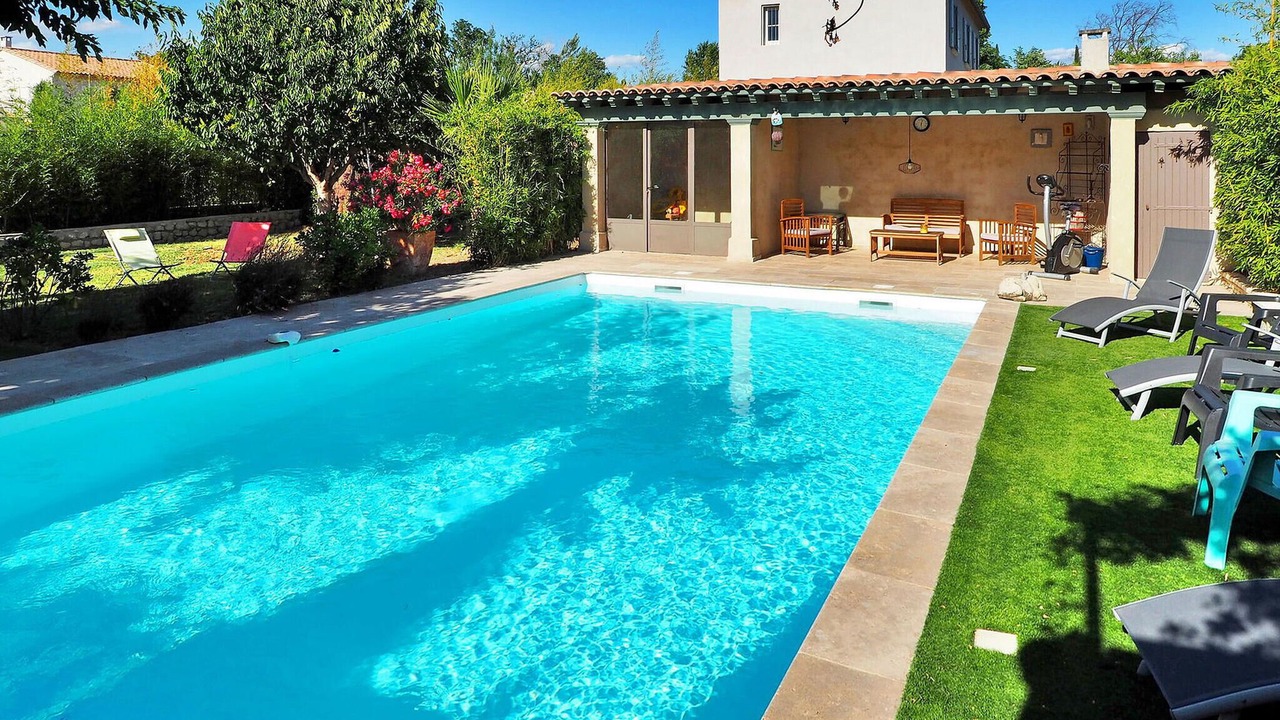 Photo of Outdoor in Eyragues