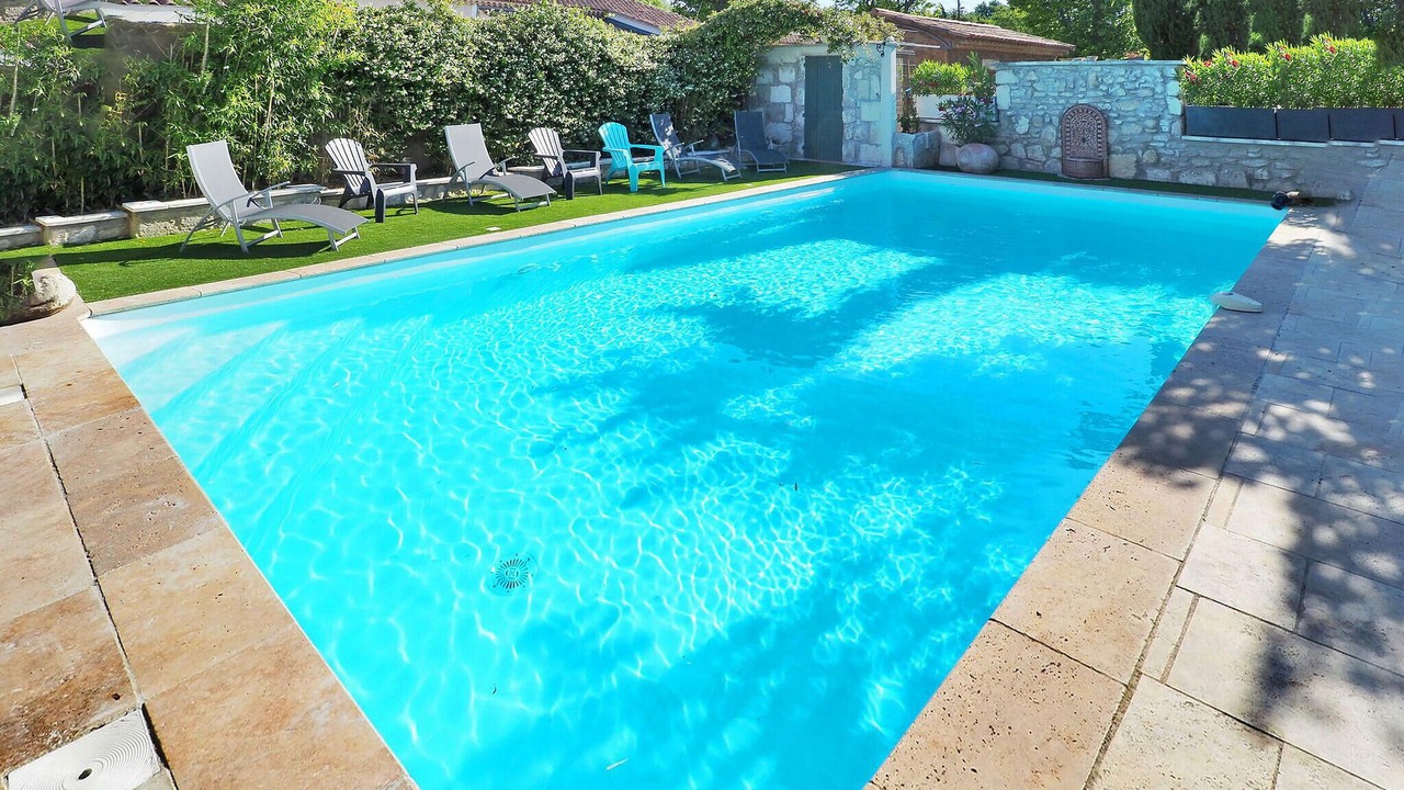 Photo of Outdoor in Eyragues