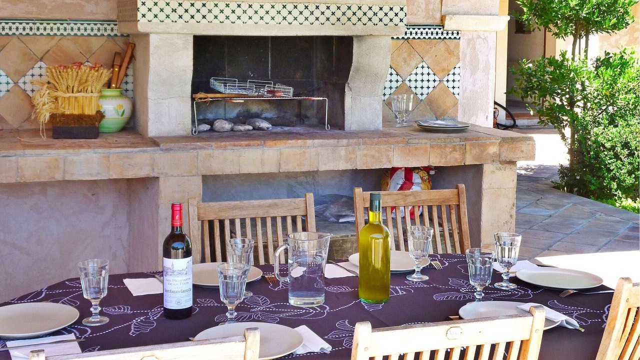 Photo of Others in Mouries