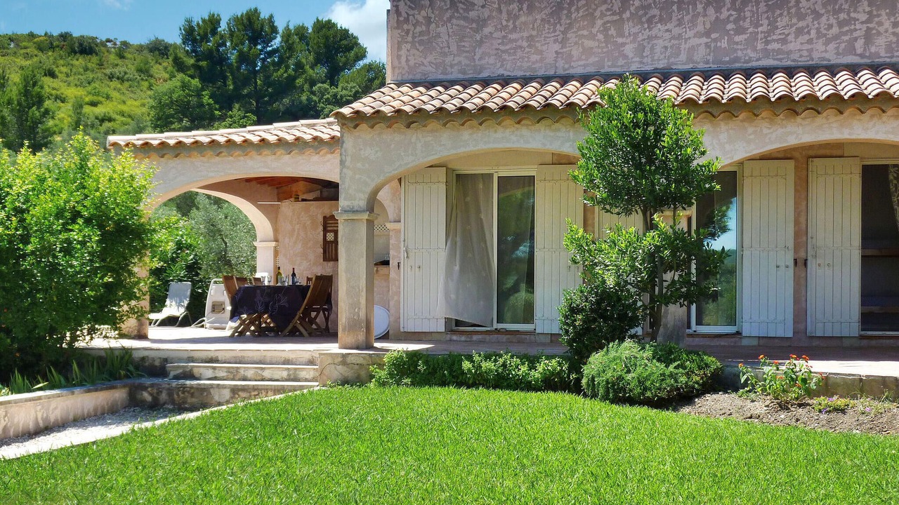 Photo of Others in Mouries