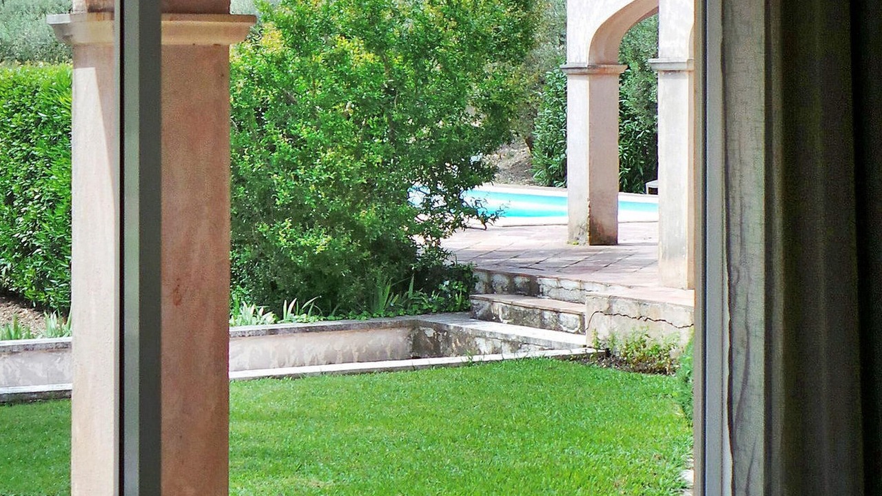 Photo of Others in Mouries