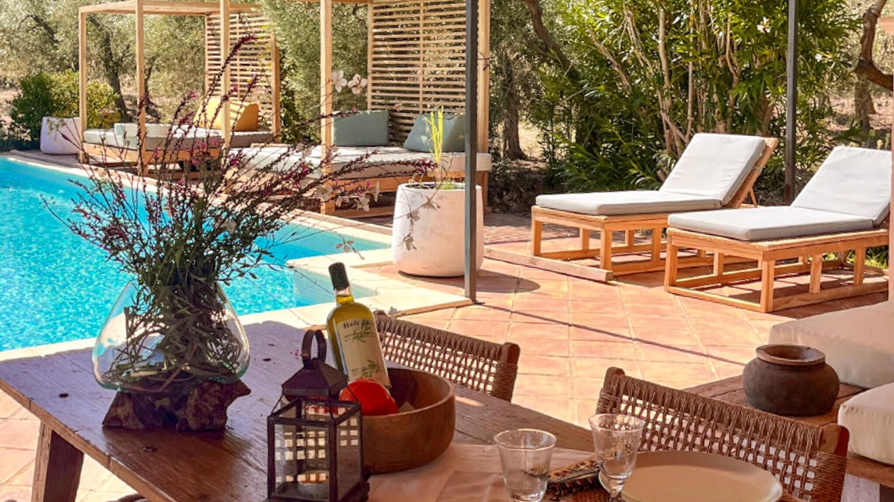 Photo of Outdoor in Mouries