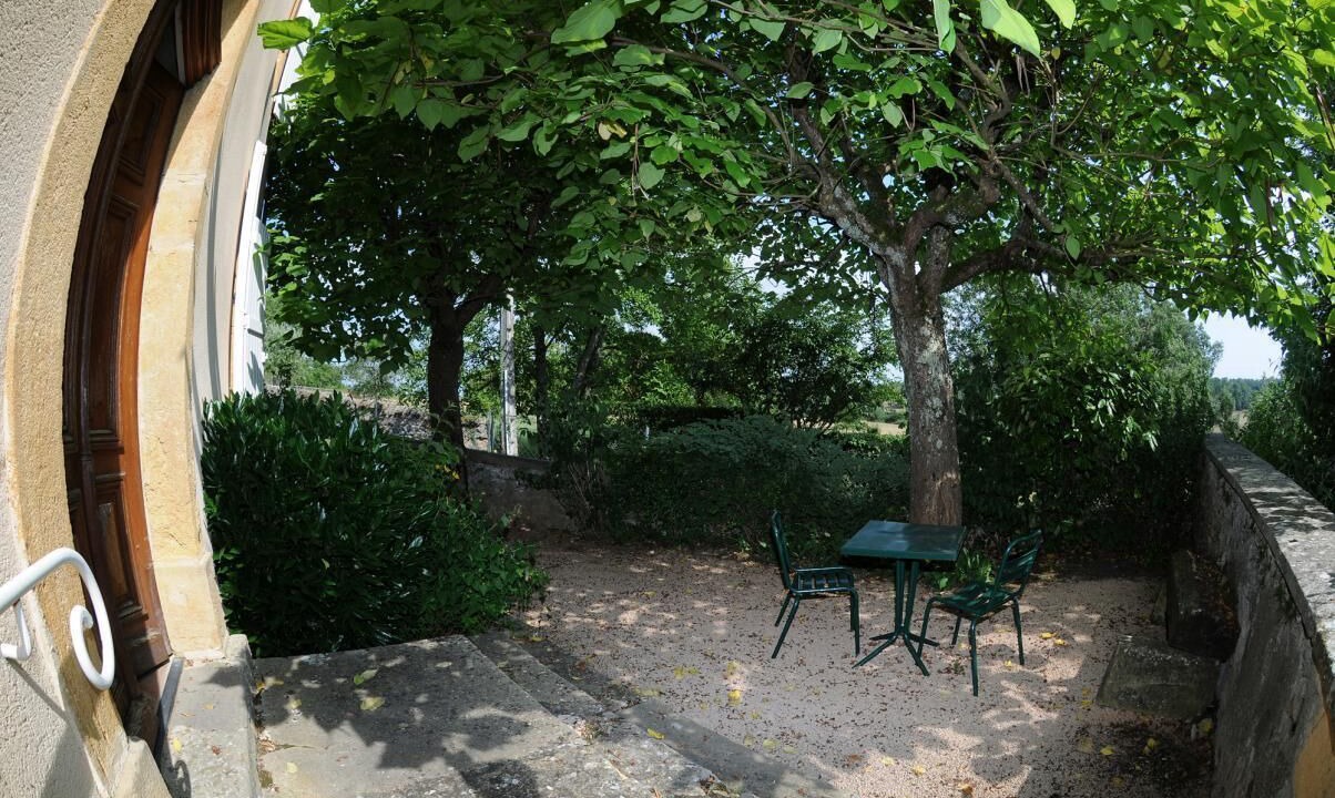 Photo of Outdoor in Fleury-la-Montagne