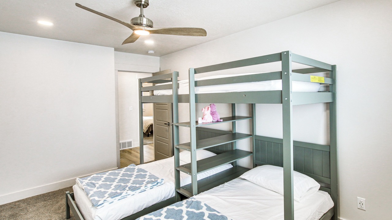 Photo of Bedroom in Sweetwater