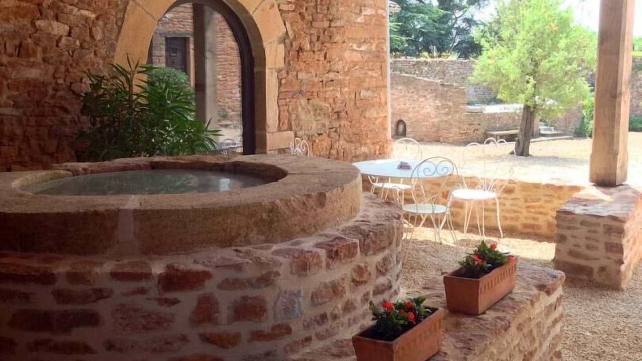 Photo of Outdoor in Leynes